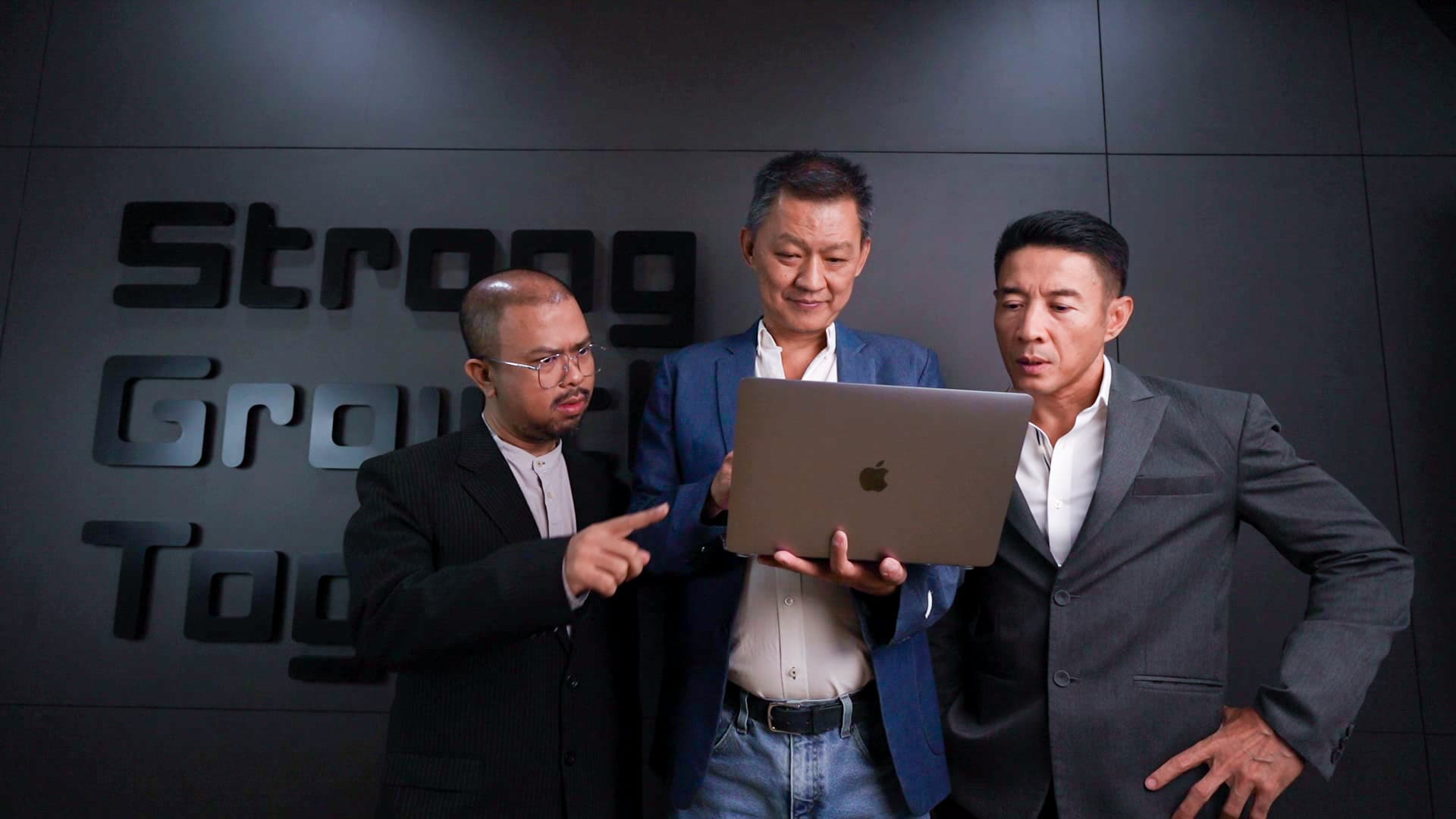 ITOPPLUS Team Photo 1